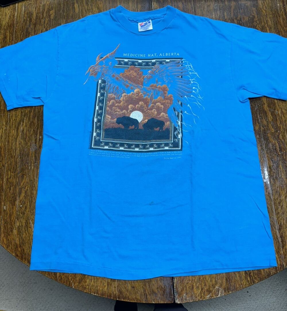 Medicine Hat Alberta Canada T-shirt Large Sitting Bull Quote